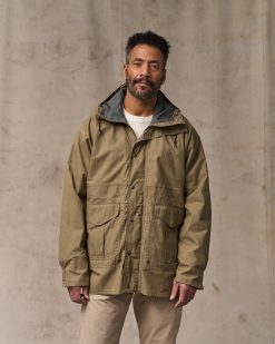 Dry Wax Omak Coat - Dark Beige